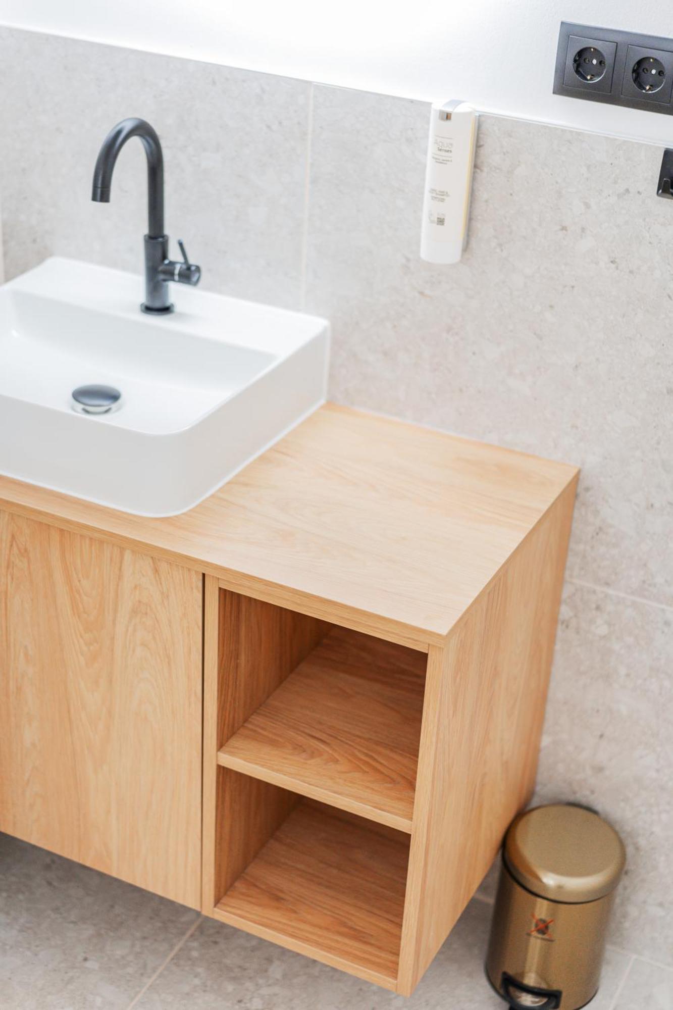 Rive By Home1 Wenen Buitenkant foto